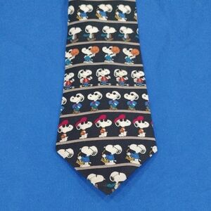 Snoopy Peanutp Tie